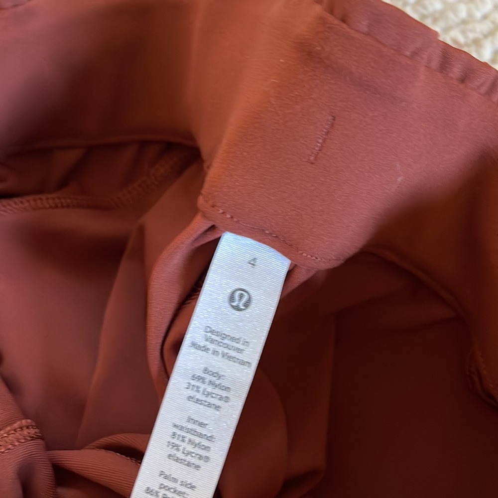 Lululemon Stretch High Rise Pants! - Picture 4 of 5